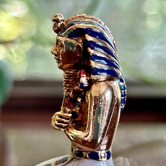 Vintage Egyptian Pharaoh Figurine – Gold & Enamel King Tut Statue – 2.75” Tall - Picture 5 of 10